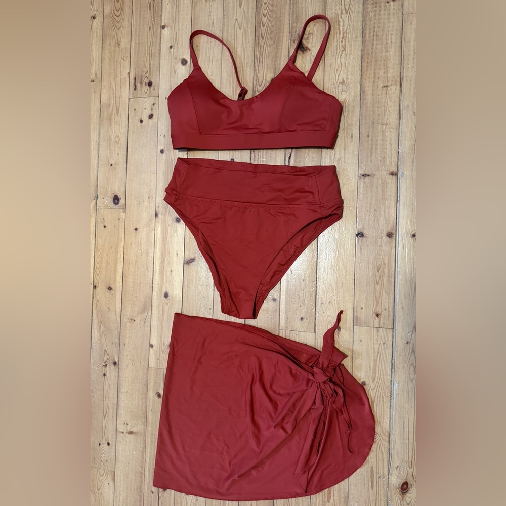Knix Lava scoop bikini top, sculpt high rise high cut bottom & sarong Size large